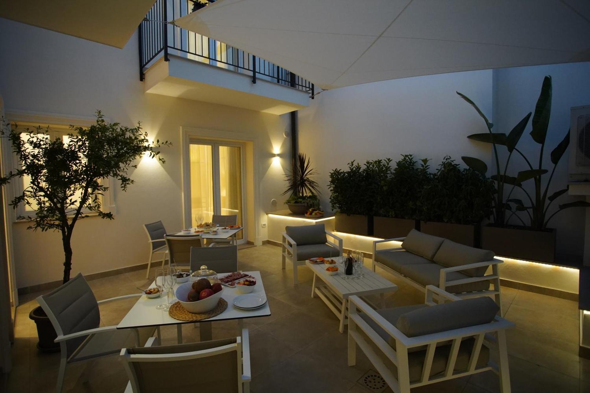 Palazzo Bibbi - Rooms To Live Reggio di Calabria Exterior foto